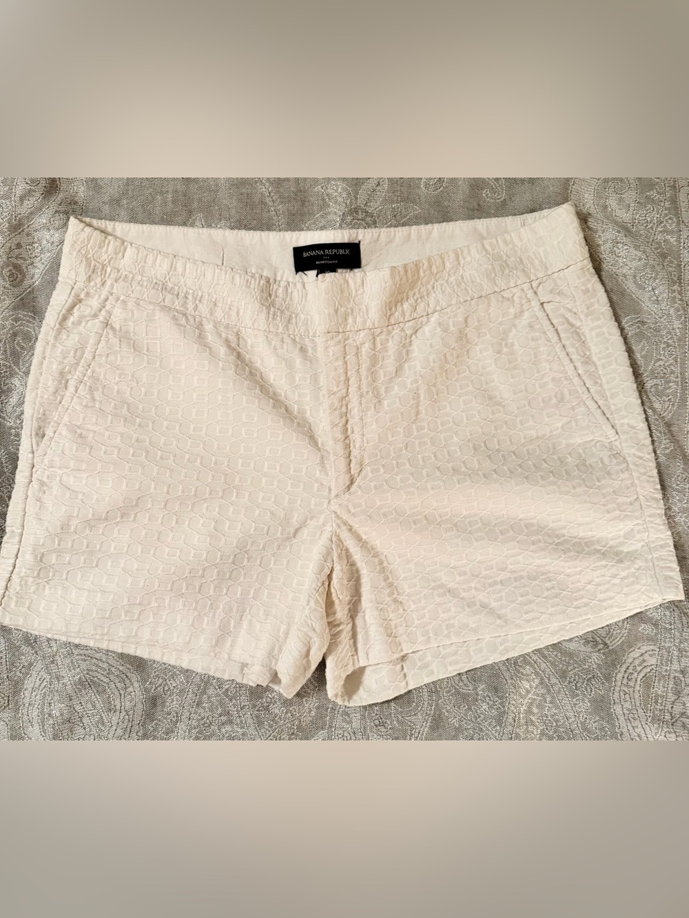 Banana Republic Cream(White) Textured Jacquard Shorts